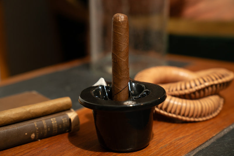 Noir Cigar Caddy